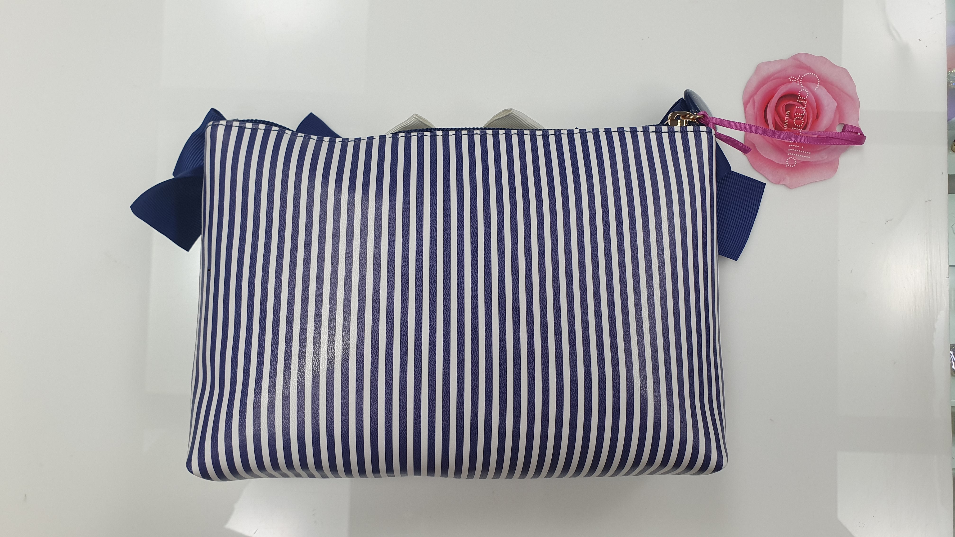 Trousse M blu salina di camomilla Milano cod. 58747