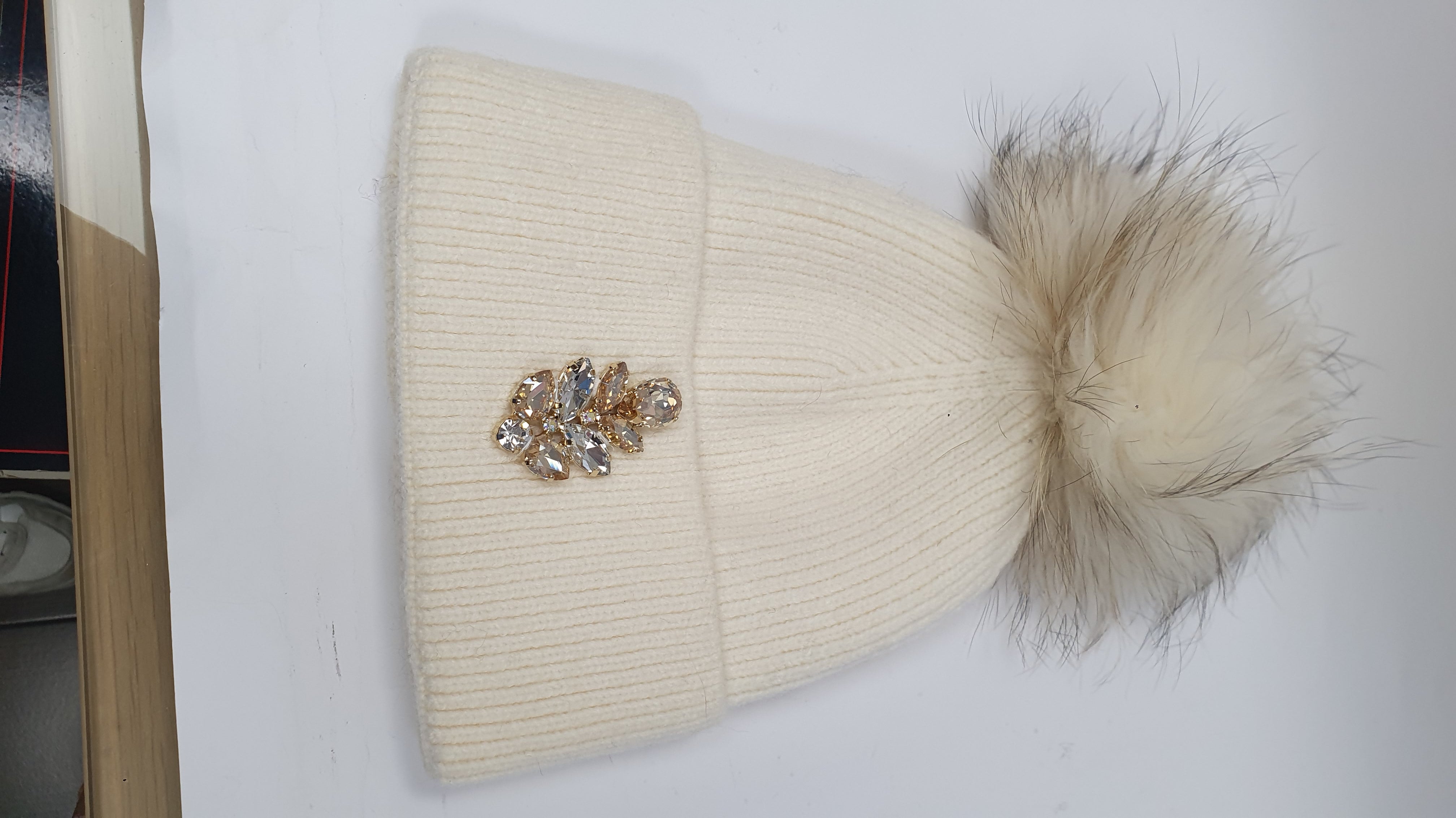 Cappollo donna di trik bijoux con applicazione swarovsky nero/ bianco/ panna