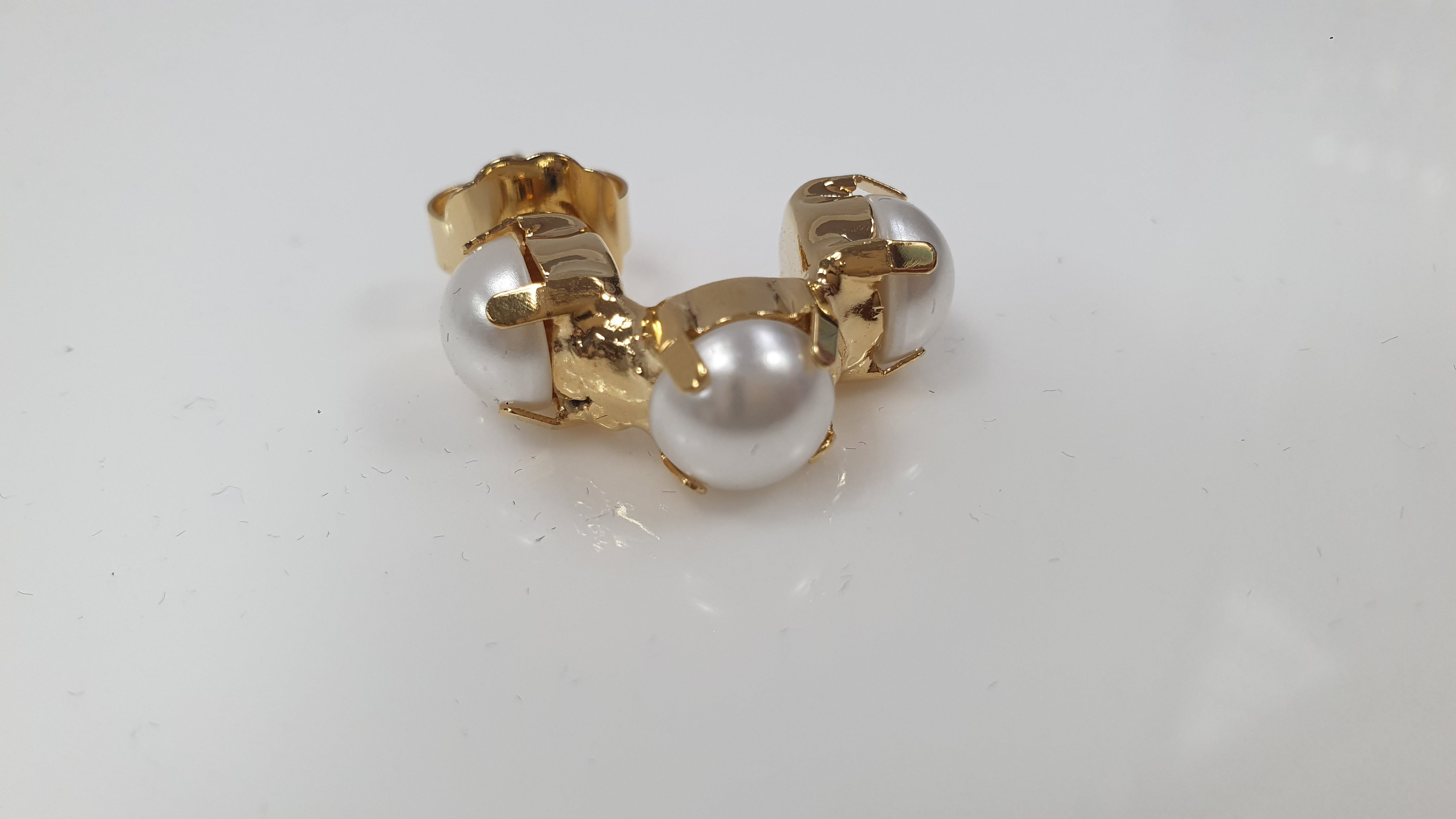 Orecchini trik bijoux mezzo cerchio con brillantini vari colori
