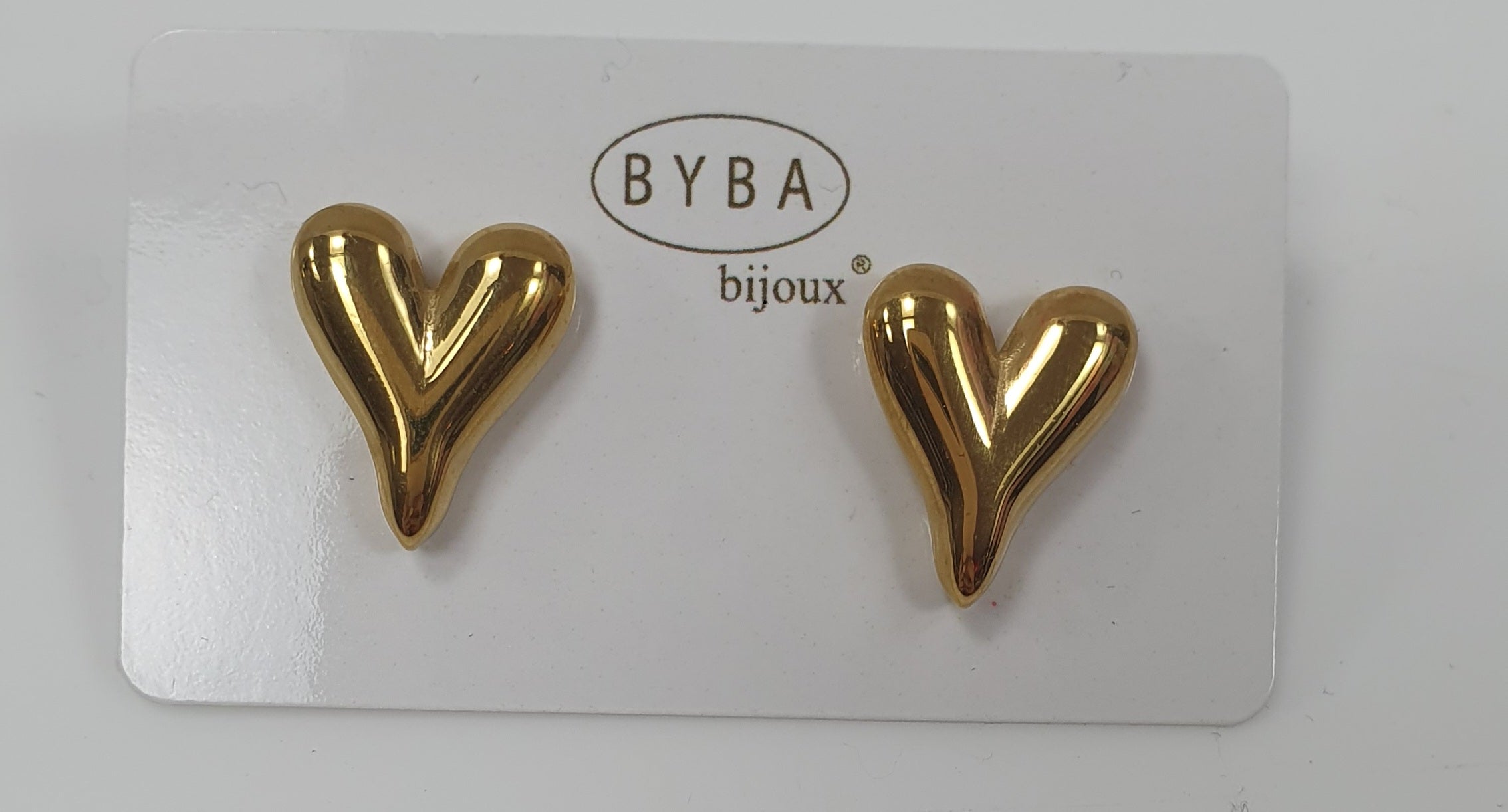 Orecchini a lobo cuori oro di byba bijoux