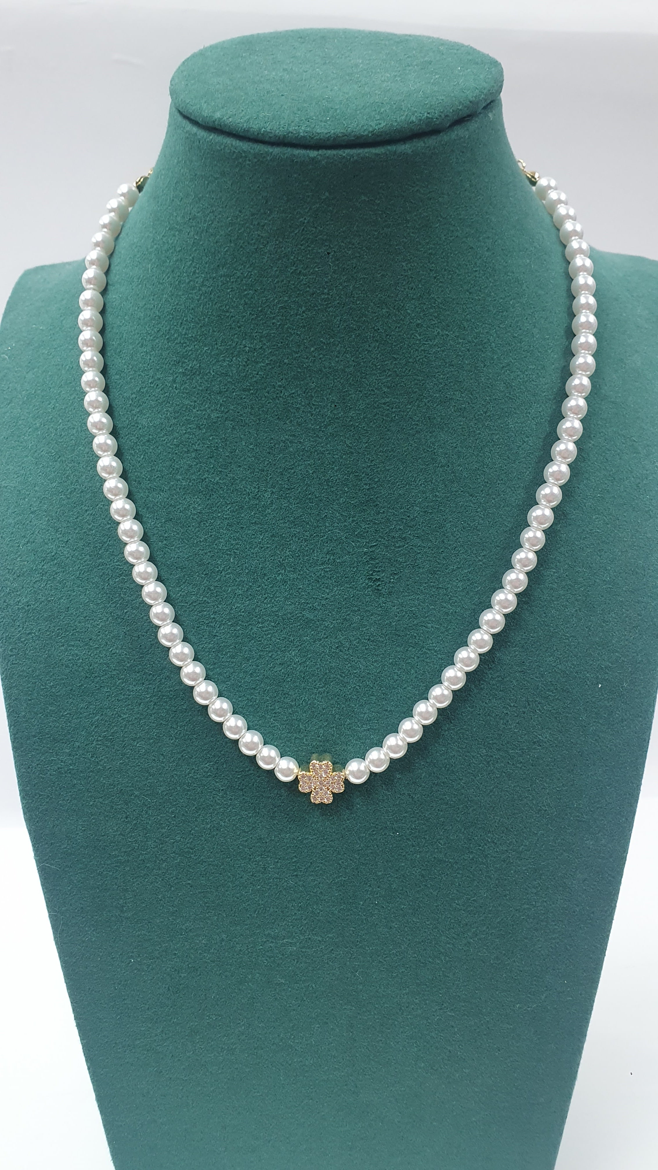 Collana di perle con ciondolo trik bijoux orso/ fiocco/  cuore/ angelo/ quadrifoglio