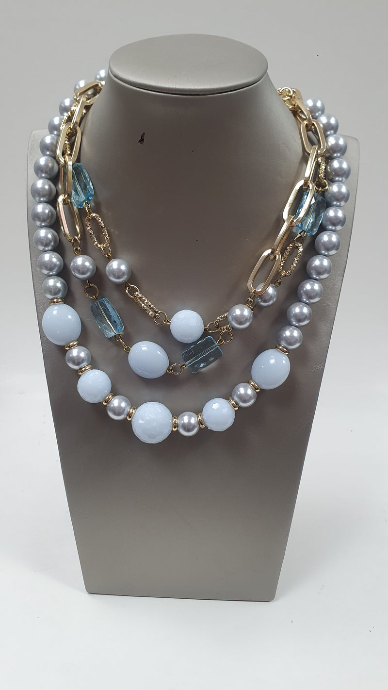 Coordinato collana e orecchini di byba bijoux azzurra