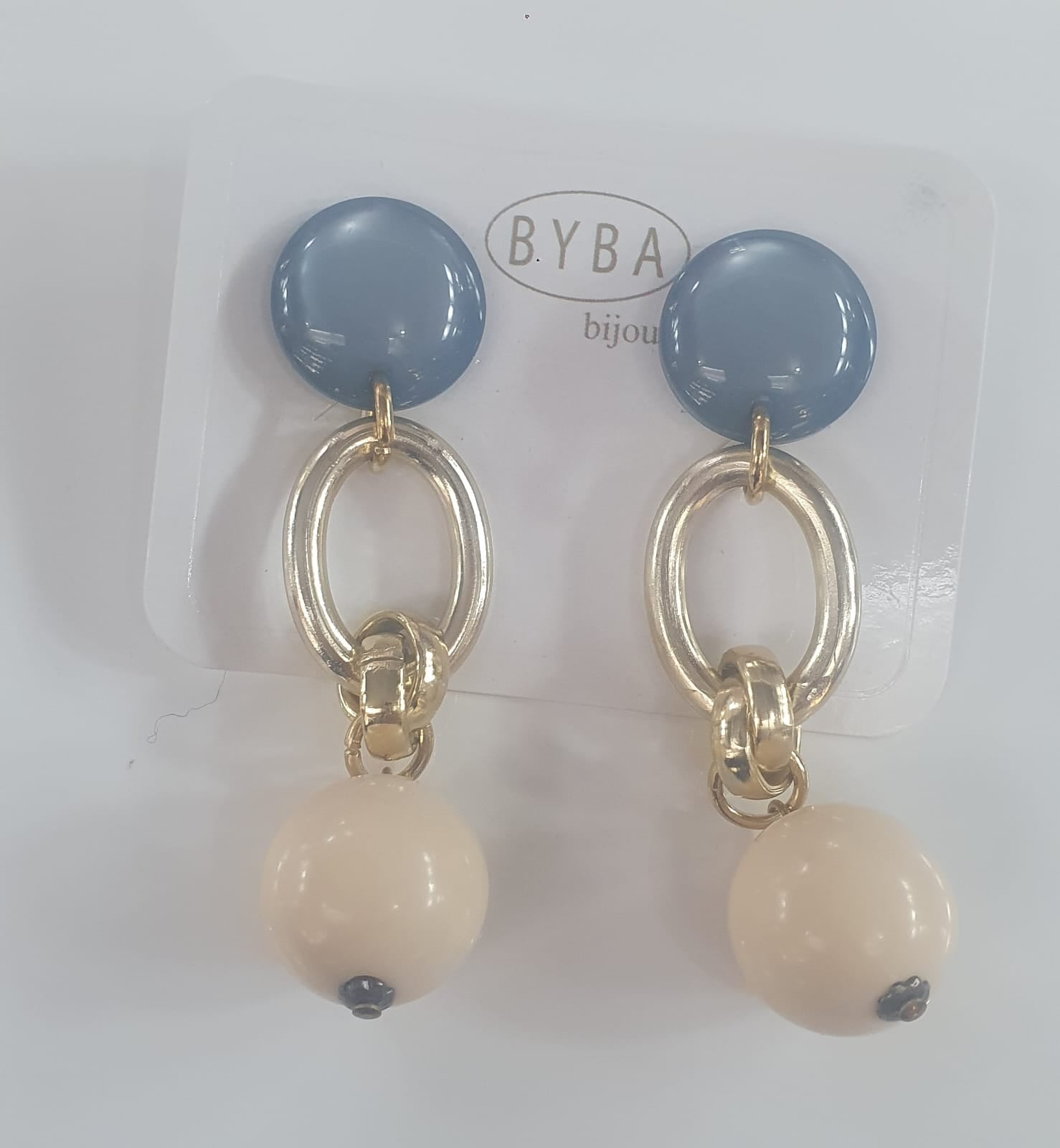 orecchini pendenti con perle di byba bijoux