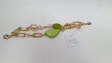 coordinato di bracciale e orecchini di byba bijoux verde/ beige