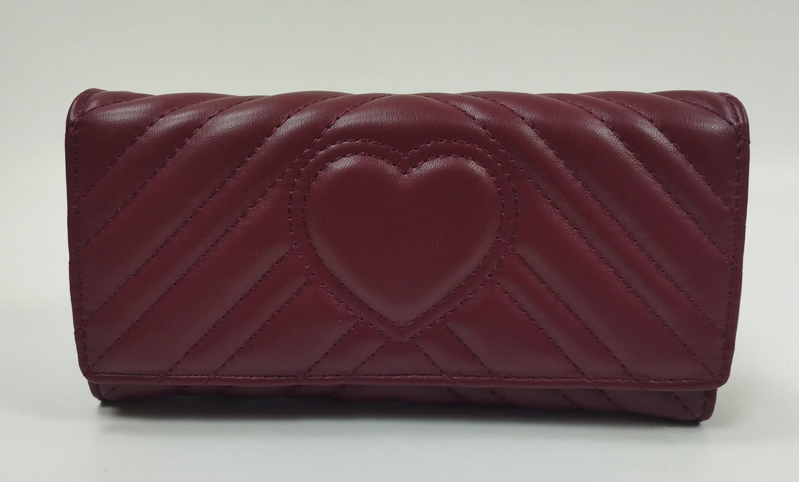 portafoglio donna solo cuore L di camomilla milano nero/ bordeaux