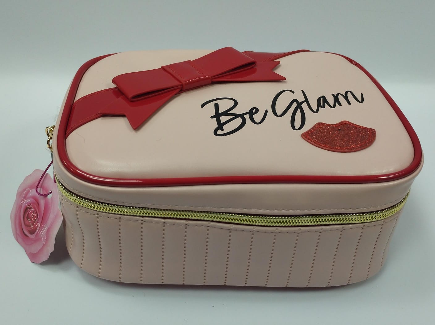 Necessaire L be chic  di camomilla Milano  cod. 02058 bianco/ rosa