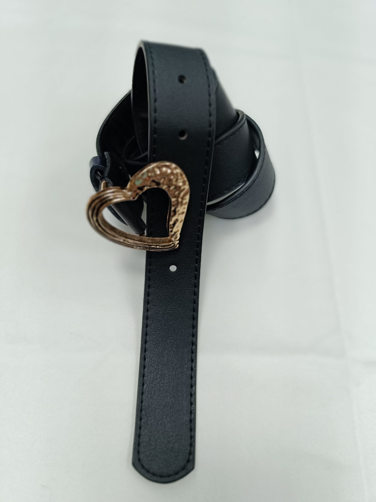 Cintura donna di Enrico coveri con fibia color oro a forma di cuore cipria/nero/ blu/ ocra