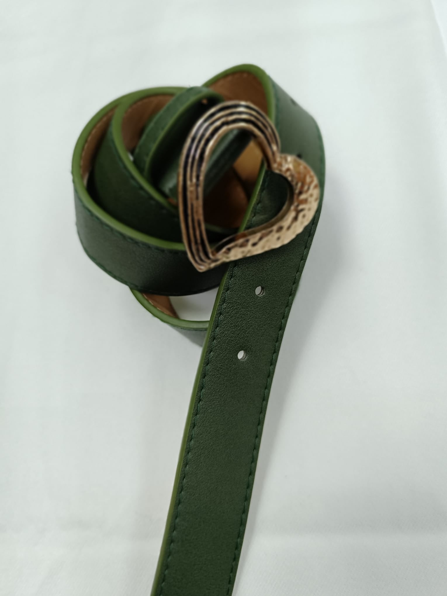 Cintura donna di Enrico coveri con fibia color oro a forma di cuore cipria/nero/ blu/ ocra