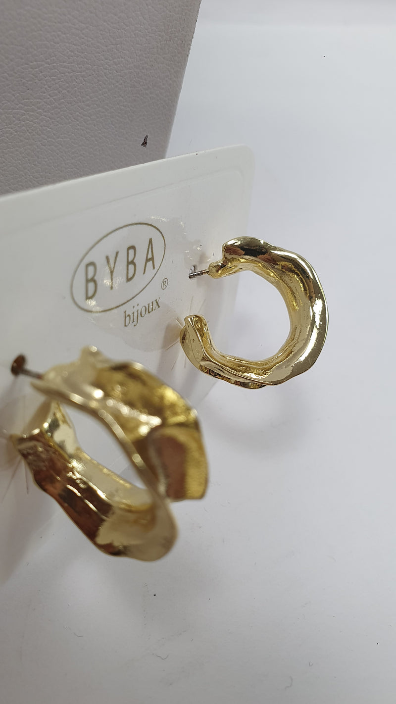 Orecchino donna byba bijoux cerchio ondulato oro cod.335