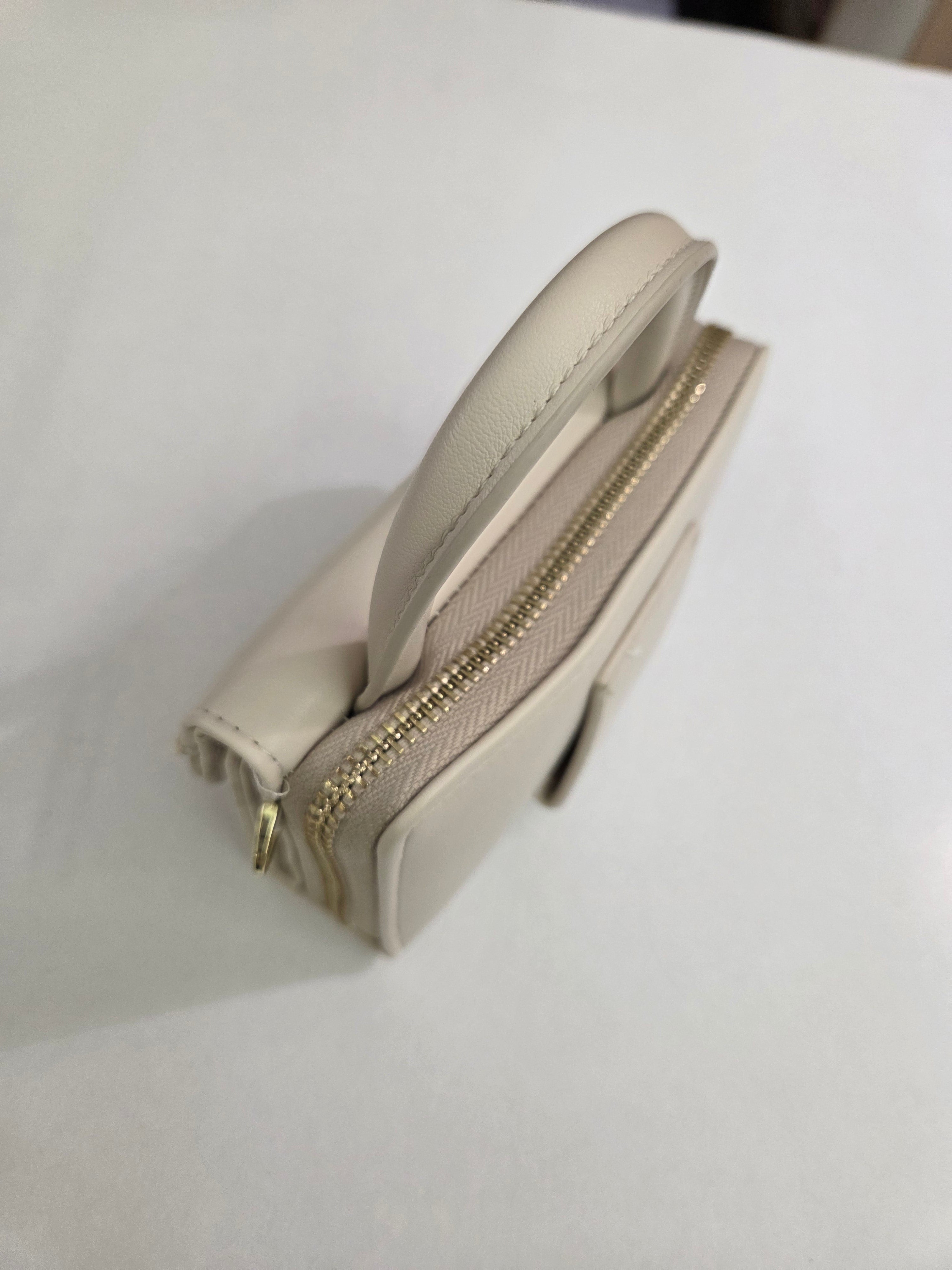 Borsa portafoglio emma di camomilla milano marrone/ off white