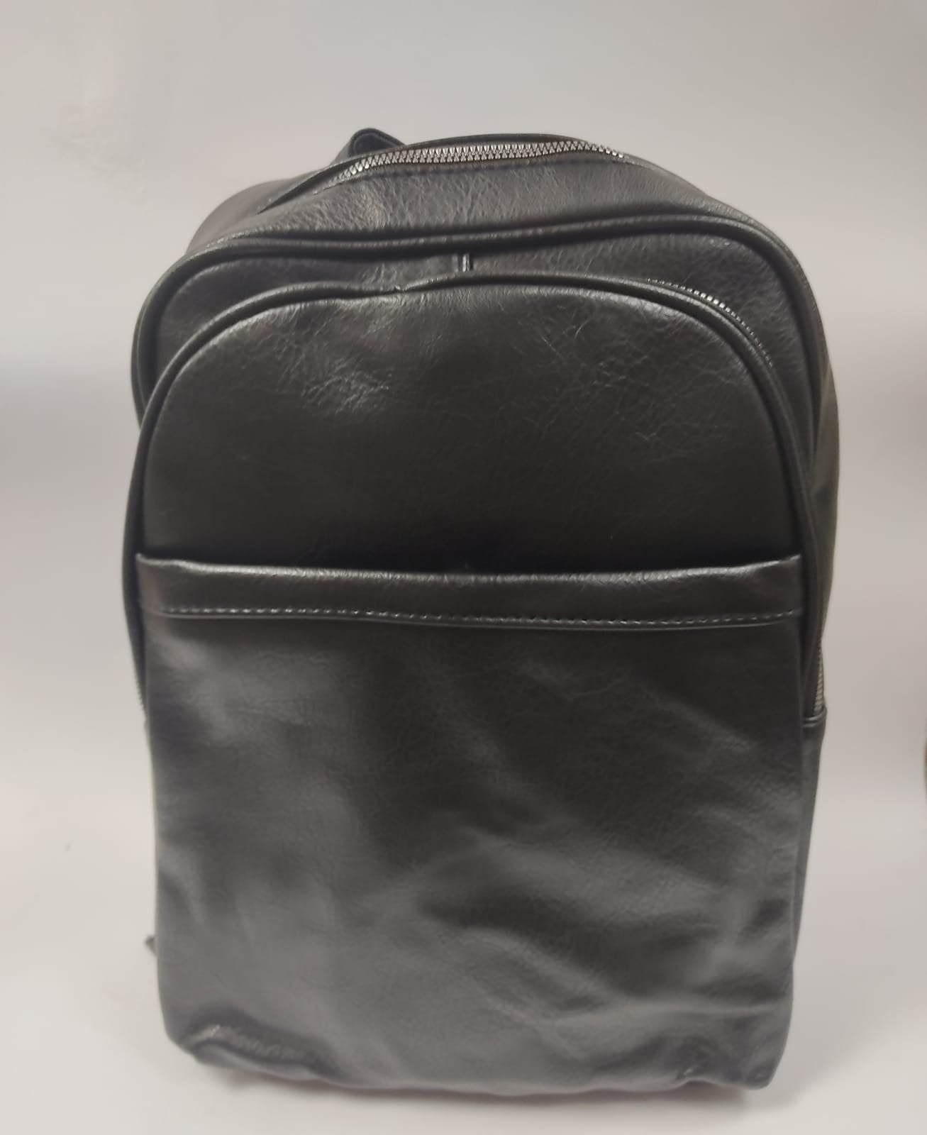 Zaino unisex linea Gemir forma rettangolare nero/ cuoio