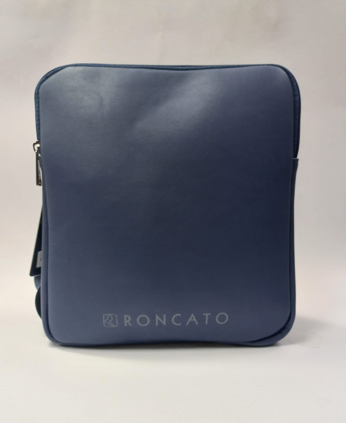 Tracolla uomo di roncato 46.65.70 nero/ blu