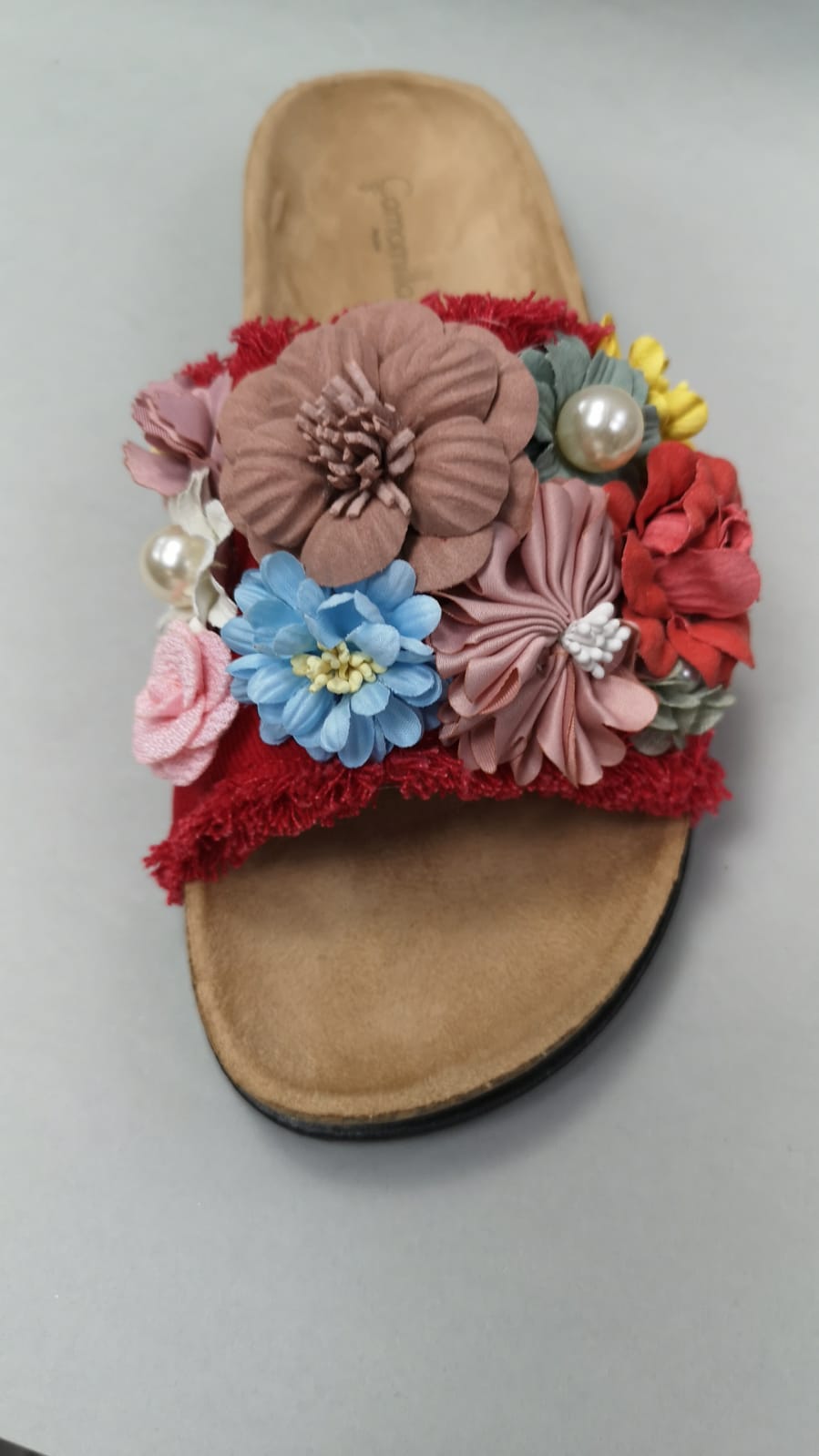Pantofole donna alisso cod.49625 rosso con fiori di camomilla milano
