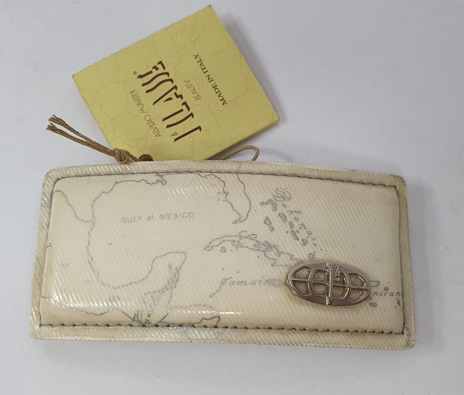 Fermaglio magnetic di alviero martini con placca rigida con stampa Nero/argento/panna