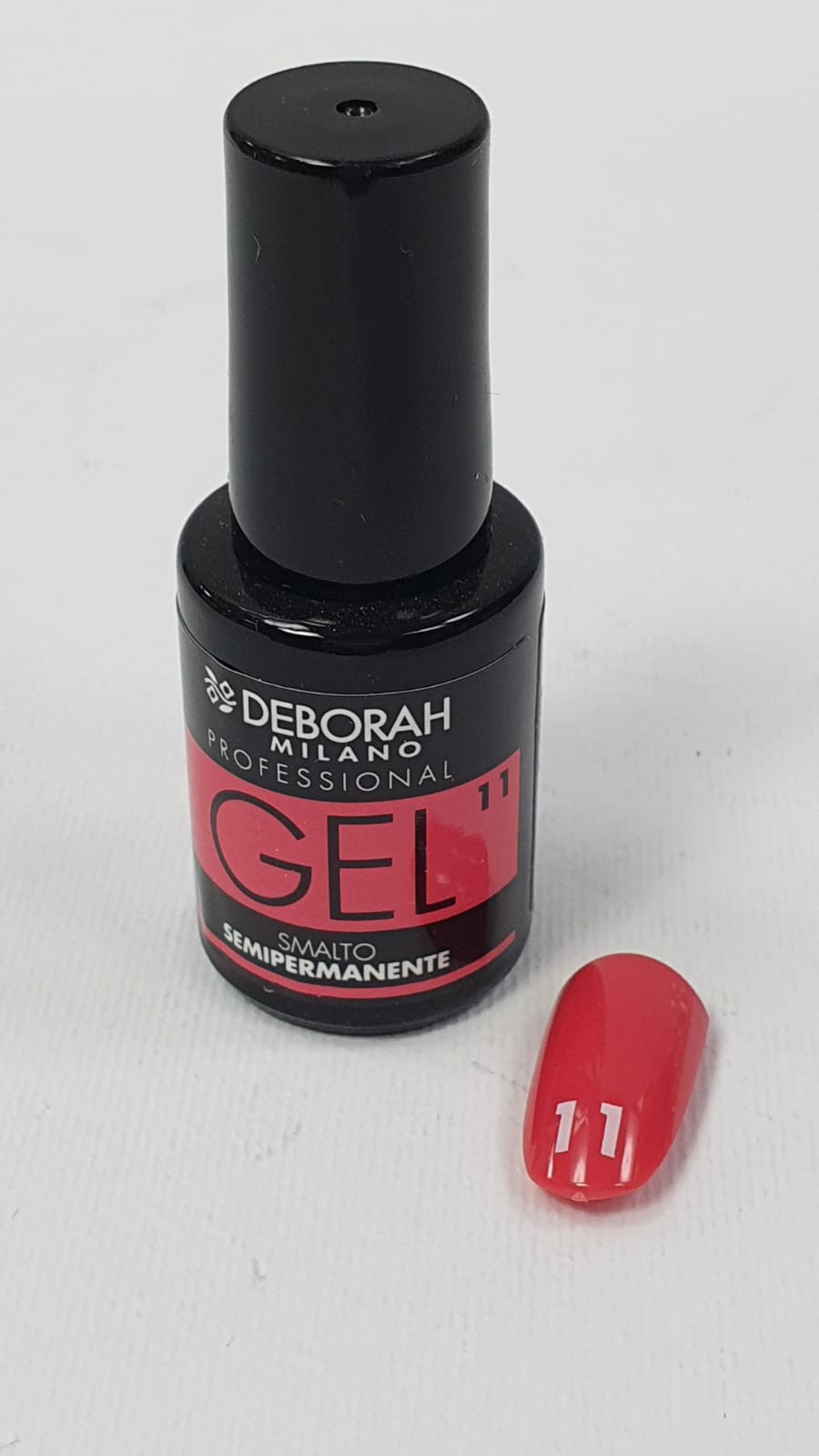smalto gel semipermanente di deborah milano 01/02/03/04/05/06/07/08/09/10/11/12/13/14/15/16/17/18