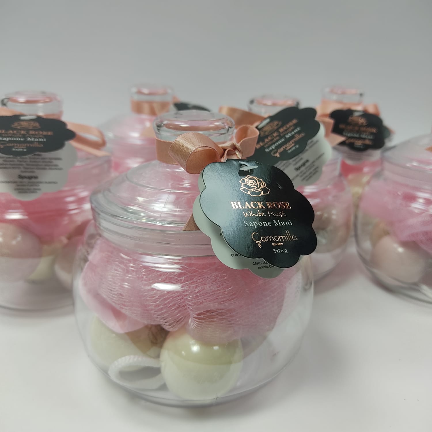 CAMOMILLA CONFEZIONE SFERA  BLACK ROSE  SAPONE MANI WHITE MUSK