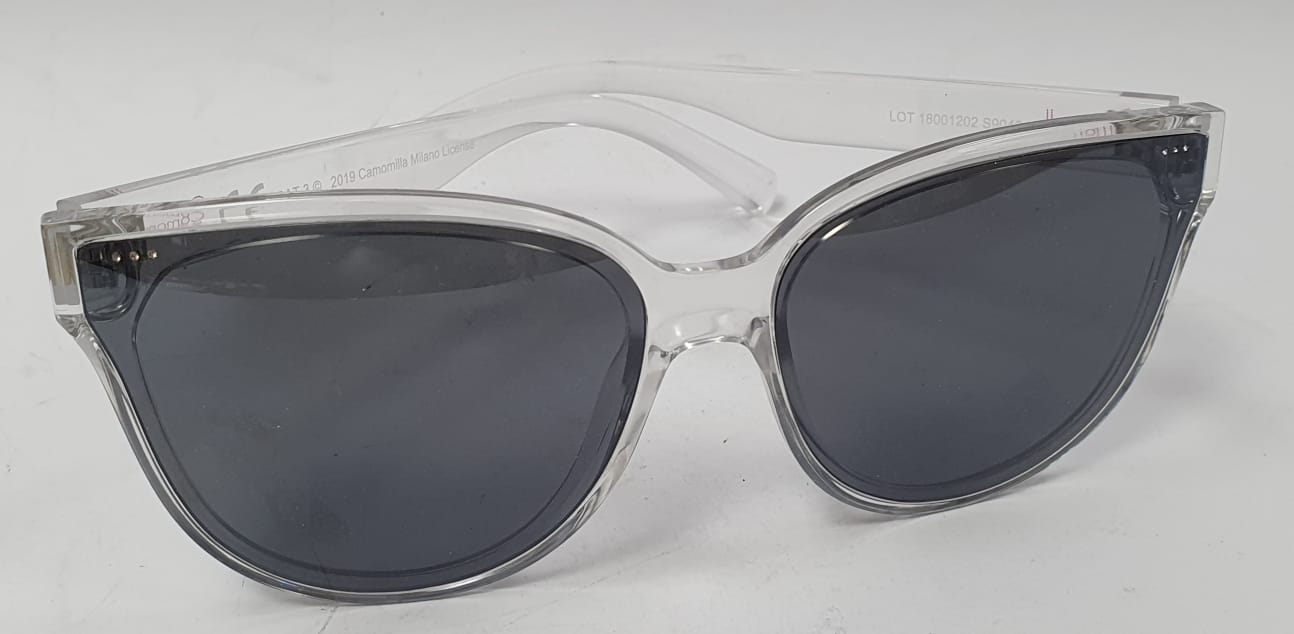 Occhiali da sole donna di camomilla milano