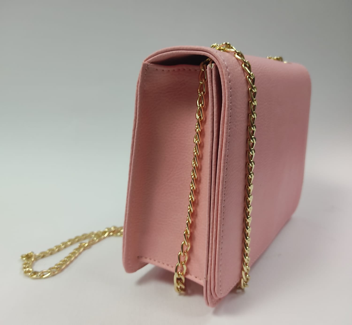 Borsa donna di Trik bijoux con catenina regolabile nero/ celeste/ bianco/rosa lucido/ cuoio/ rosa opaco/argento/ oro