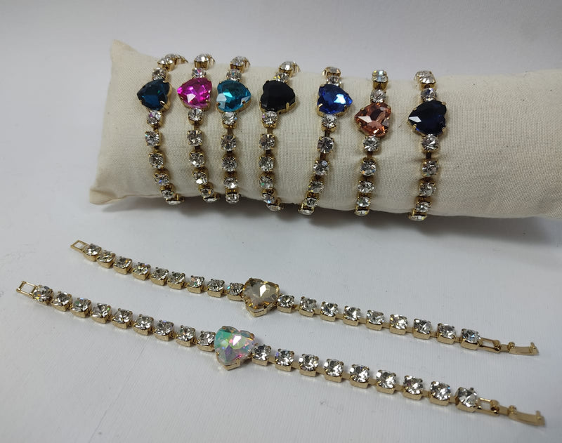 Bracciale Donna di trik bijoux con cristalli semplici e Cuore centrale in vari colori.