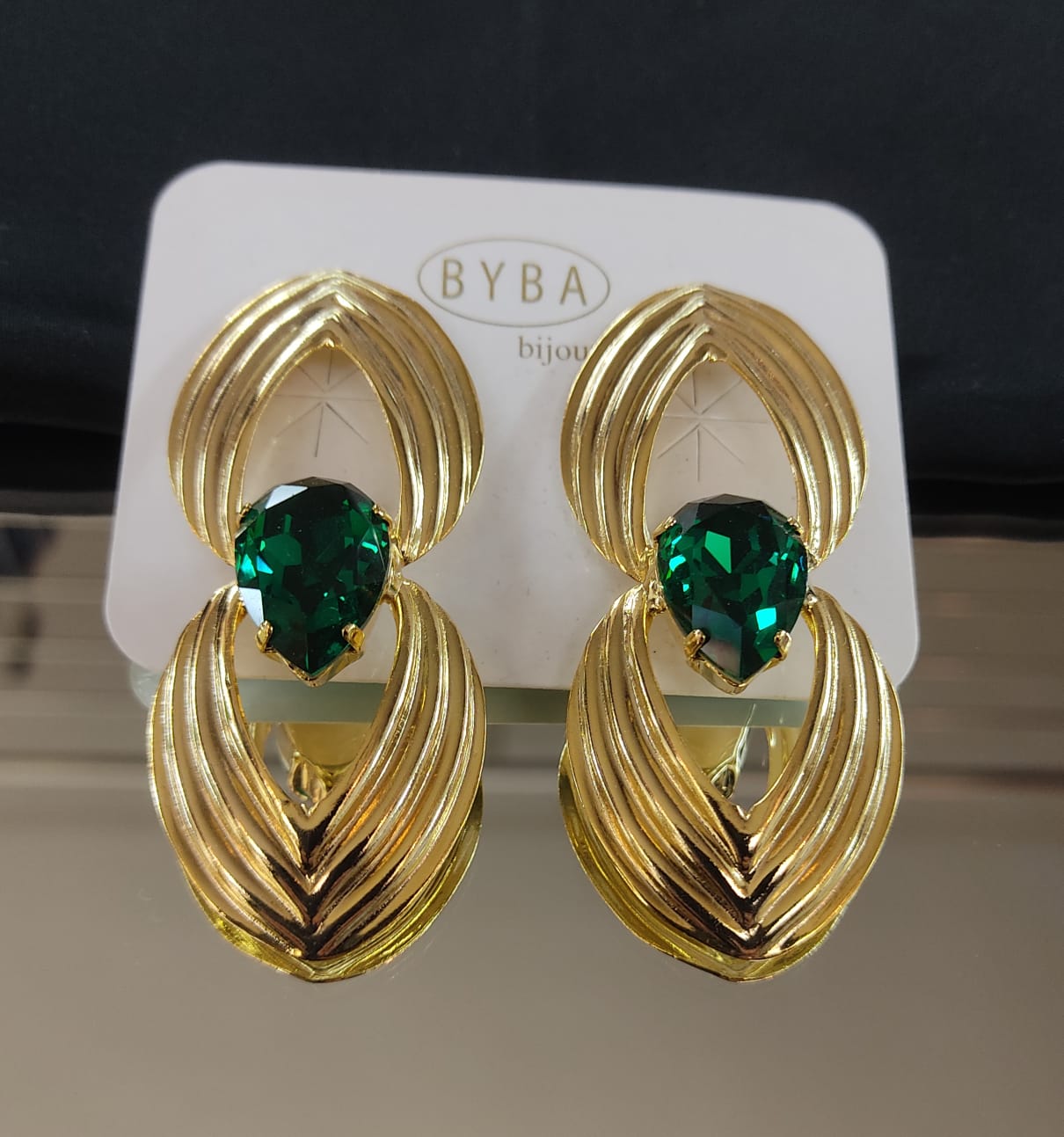 Orecchini donna di byba bijoux montatura oro pietra nera / verde