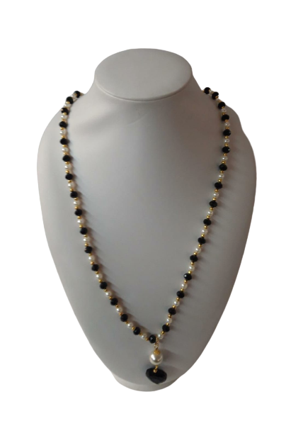 Collana di Perle con Ciondolo di Cuore Nero GEMIR - Pearl Necklace with Black Heart