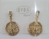 orecchini pendente con cerchio e testa di leone di byba bijoux