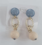 orecchini pendenti con perle di byba bijoux